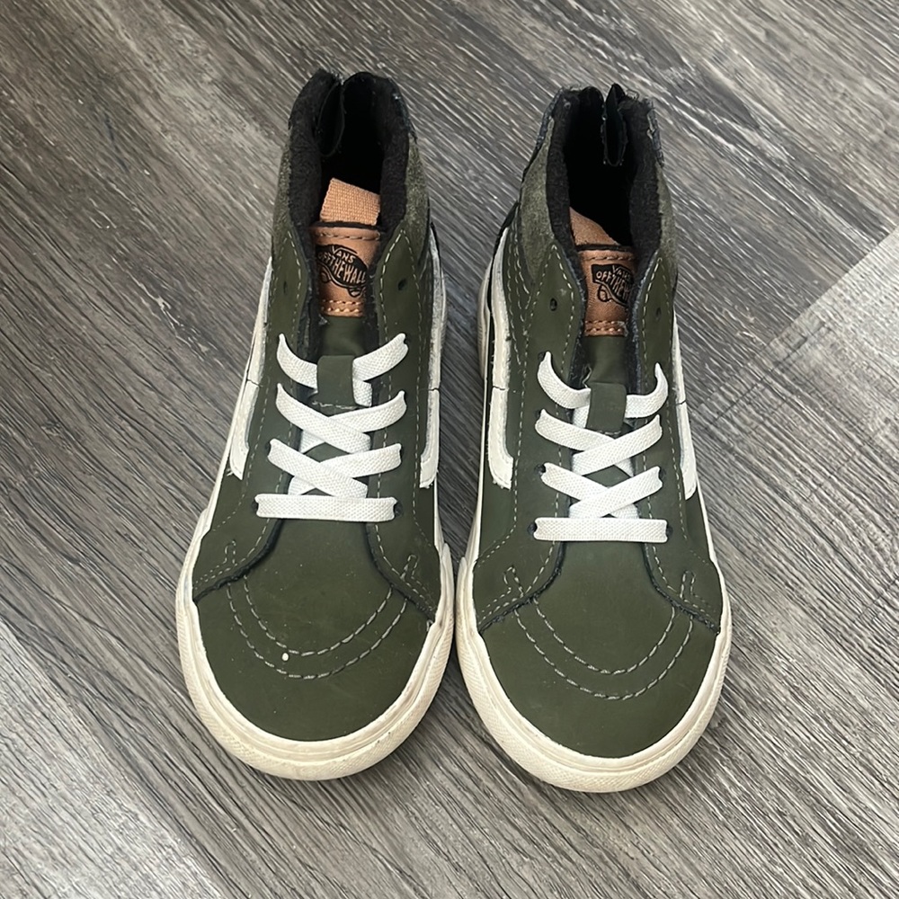 9.5 Toddler Vans Sneakers